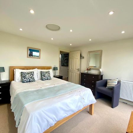 A Secluded Self Contained Country Suite With A View - Parking, Easy Access To Bath Corsham Εξωτερικό φωτογραφία