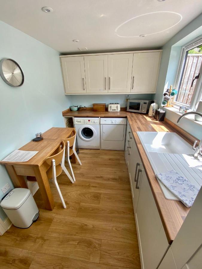 A Secluded Self Contained Country Suite With A View - Parking, Easy Access To Bath Corsham Εξωτερικό φωτογραφία