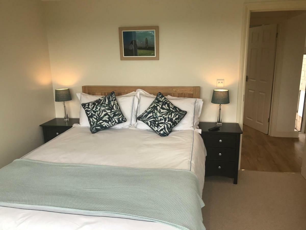 A Secluded Self Contained Country Suite With A View - Parking, Easy Access To Bath Corsham Εξωτερικό φωτογραφία